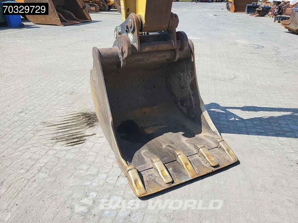 Caterpillar 318 E Photo 13