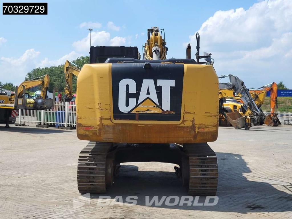 Caterpillar 318 E Photo 3