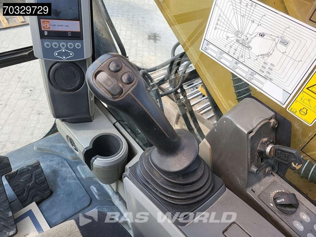 Caterpillar 318 E Photo 30