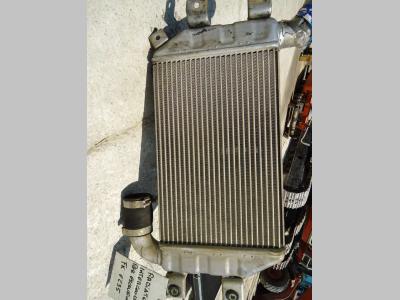 Radiateur intercooler pour Fiat Kobelco E235 en vente par OLM 90 Srl