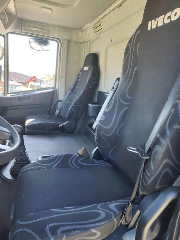 Iveco TRAKKER 260T45/P Photo 14
