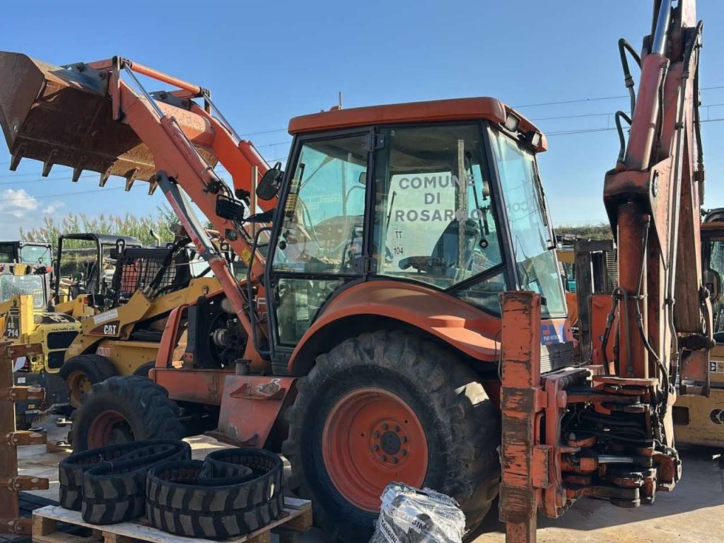 Fiat Hitachi FB100 Photo 3