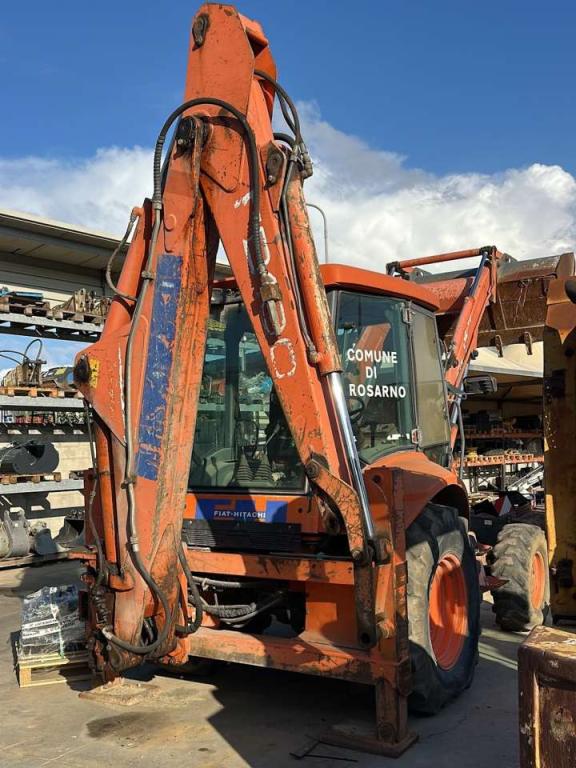 Fiat Hitachi FB100 Photo 4