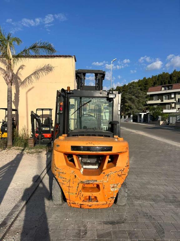 Doosan D 55C-7 Photo 3