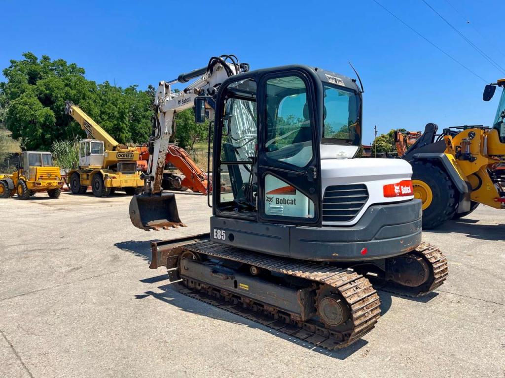 Bobcat E85 Photo 1