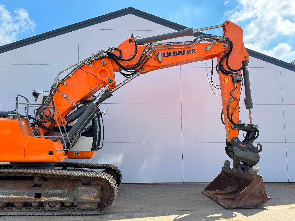 Liebherr R924LC - Triple Boom / Tilting Bucket Photo 12