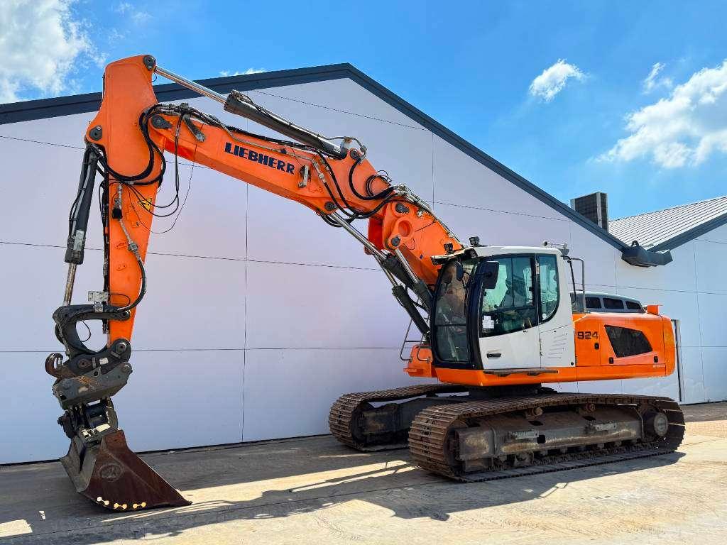 Liebherr R924LC - Triple Boom / Tilting Bucket Photo 2