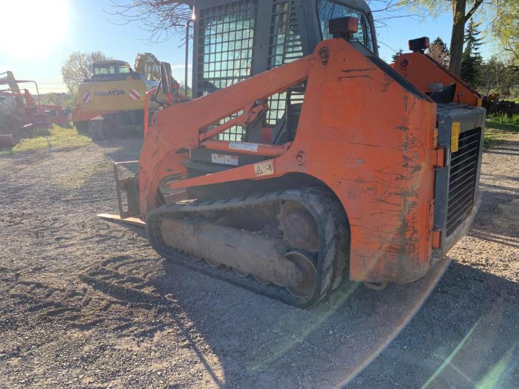 Takeuchi TL230 Photo 3