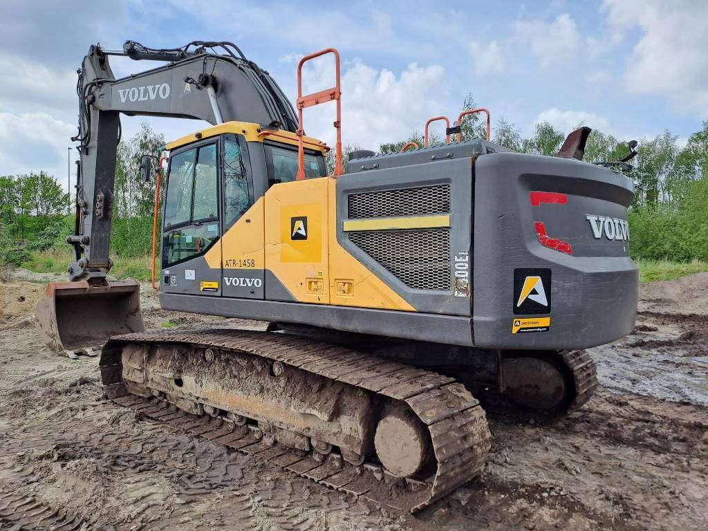 Volvo EC 300 EL Photo 2