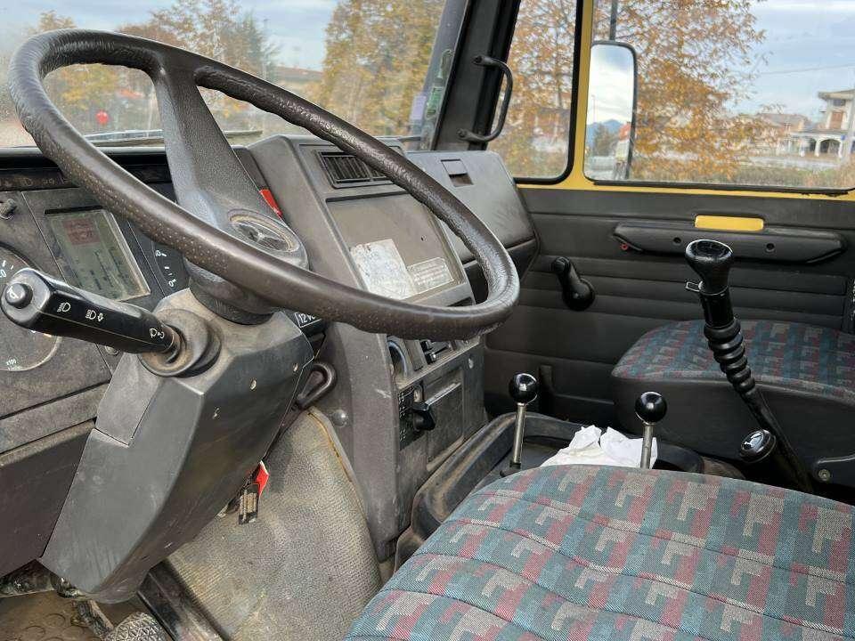 Unimog U130 Photo 6