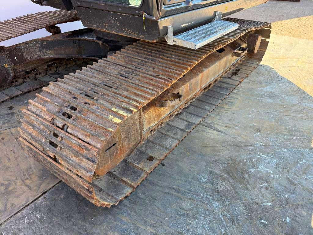 Hitachi ZX210-5B - Hammer Lines / Automatic Greasing Photo 24