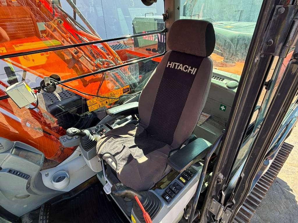 Hitachi ZX210-5B - Hammer Lines / Automatic Greasing Photo 8