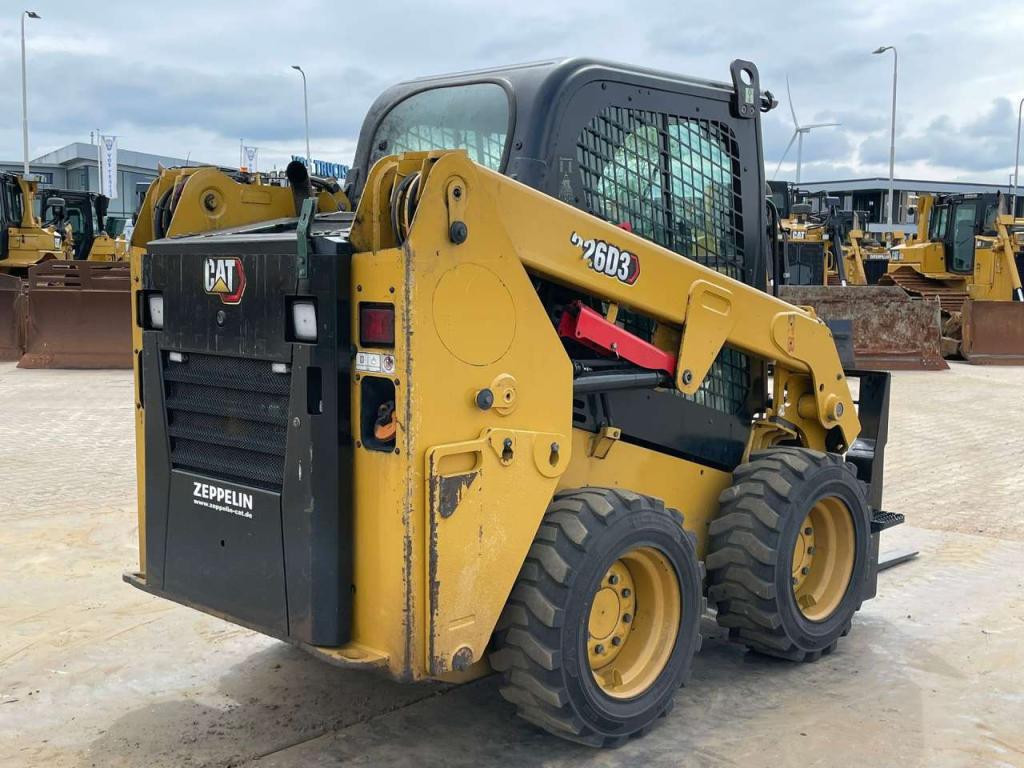 Caterpillar 226D3 Photo 7