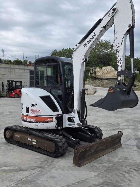 Bobcat 430 FASTTRACK Photo 3