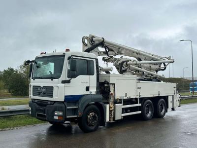 Man TGA 26.360 6x4 with Putzmeister BSF24-4.16 24m Concrete Pump en vente par Big Machinery