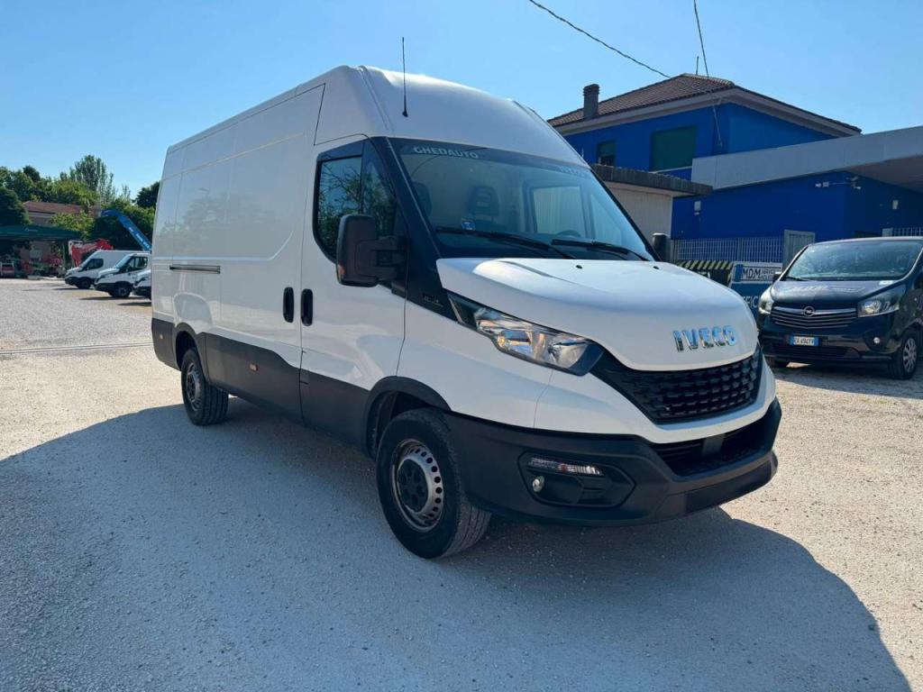 Iveco Daily 35S14 Photo 2