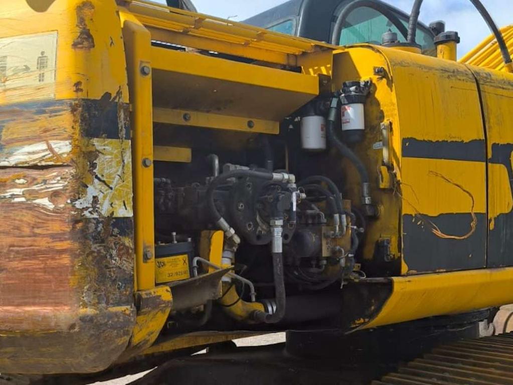JCB JS235HD Photo 9