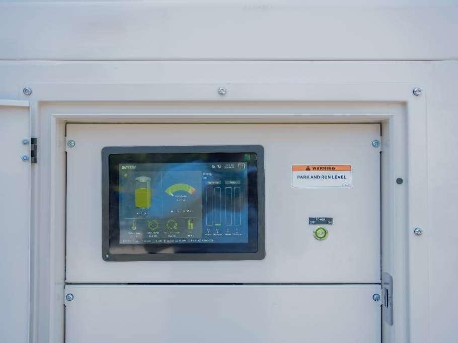 BES45S3 All-In-One Energy System - 45 kVA-50.7 kWh Groupe électrogène Photo 10