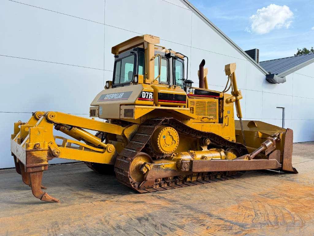 Caterpillar D7R - 3 Tine Ripper / Airco Photo 5