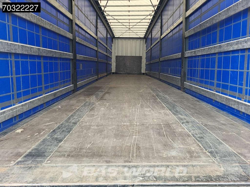 Krone SD Lift Axle Palletkist Anti Vandalism Sliding Roof Photo 10