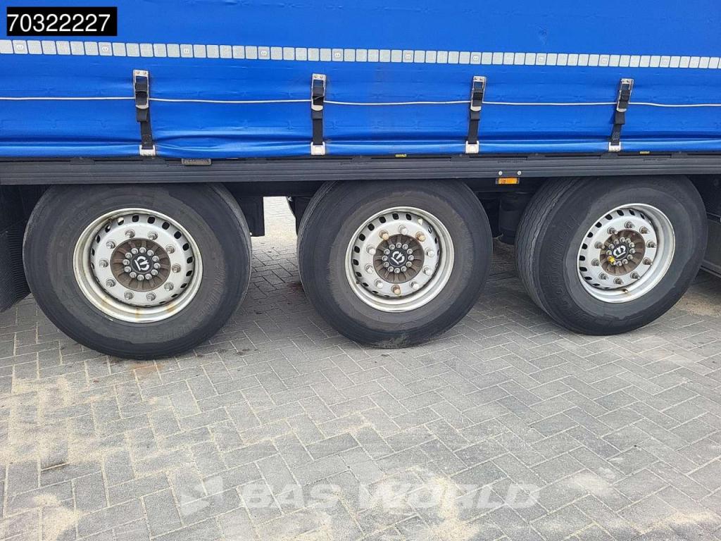 Krone SD Lift Axle Palletkist Anti Vandalism Sliding Roof Photo 14
