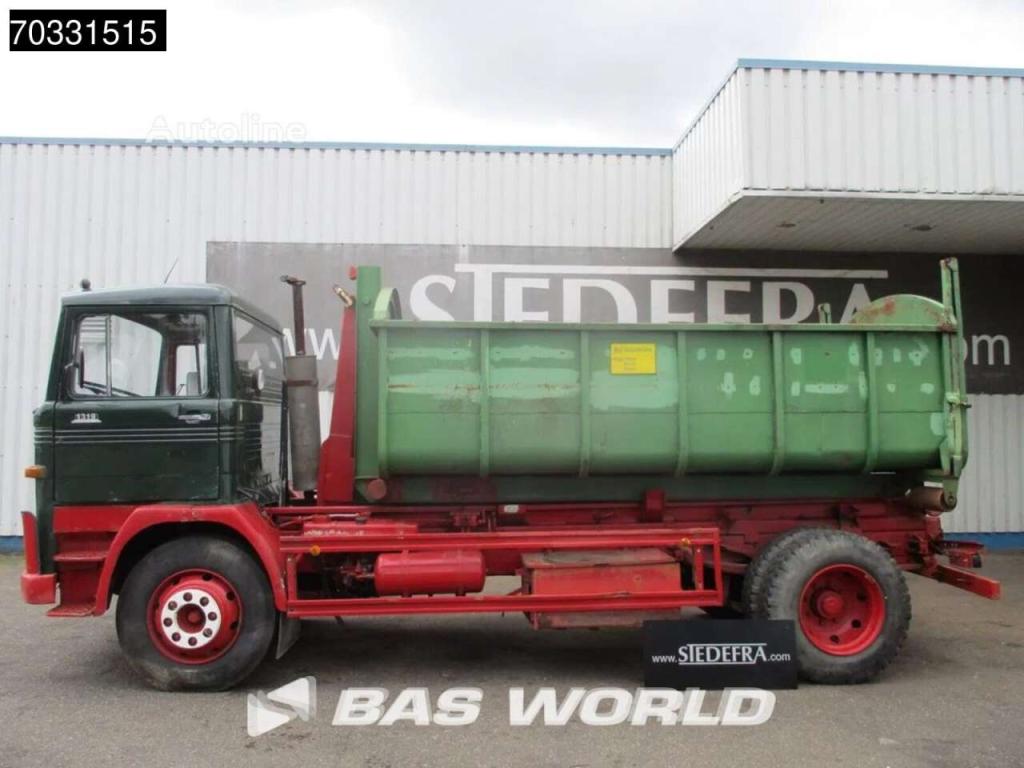 Mercedes-Benz LP 1319 Select 4X2 Photo 9