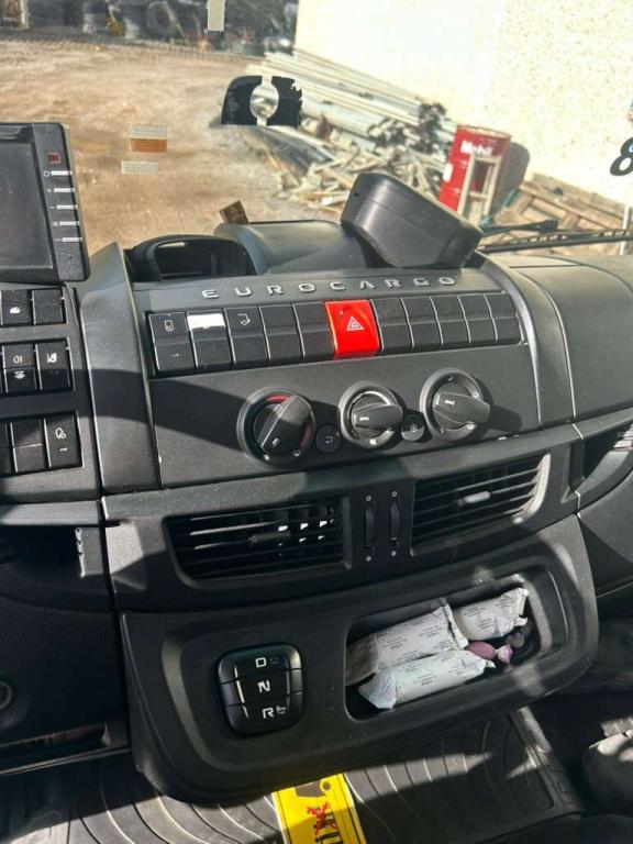 Iveco EUROCARGO 150-280 Photo 26