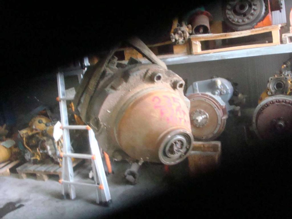 Moteur de translation pour Fiat Hitachi EX235 Photo 3