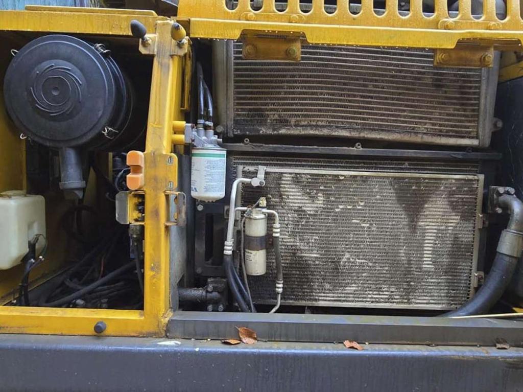 Volvo EC210B NLC Photo 11