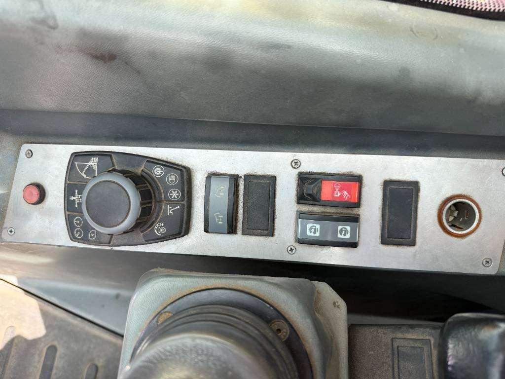 Magni RTH 5.21 - Remote Control / 4x4x4 / Airco Photo 10