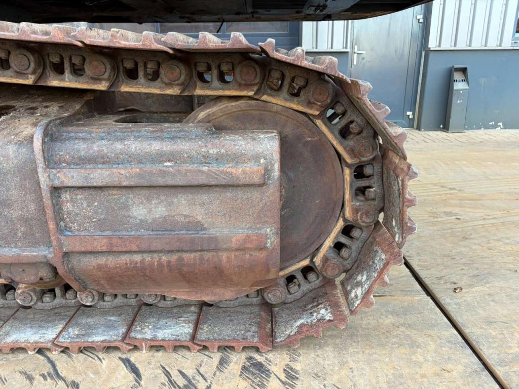 Hyundai HX380L Photo 12