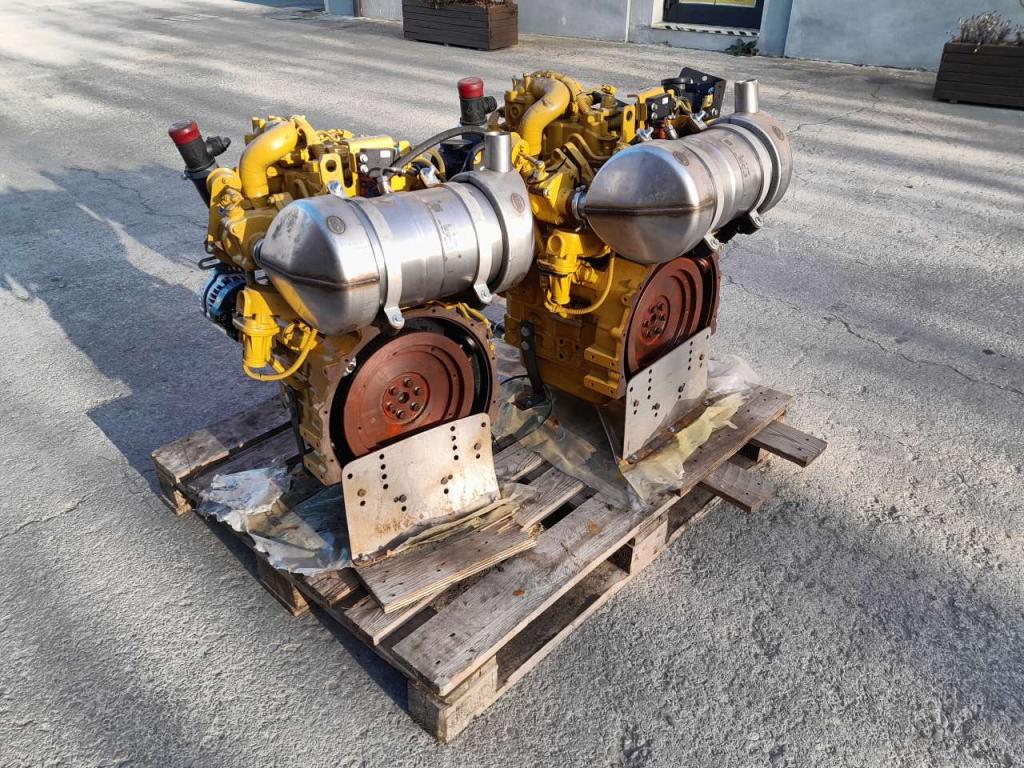 Moteur à combustion pour Caterpillar C1.7T Photo 1
