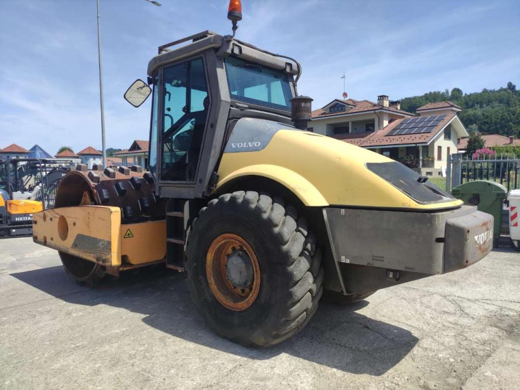 Volvo SD190DX Photo 4