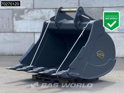 Strickland S80 167 CM WIDE - 1.88 M3 en vente par BAS World B.V.