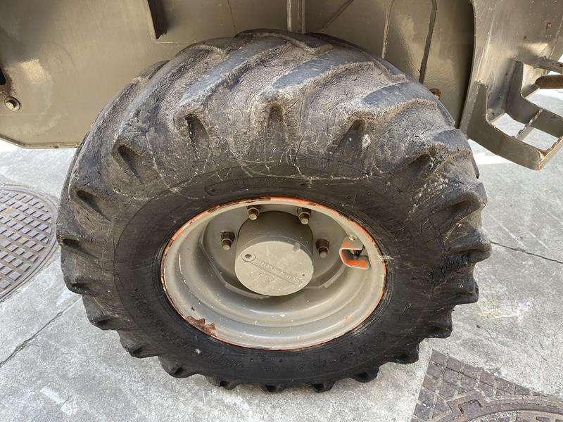 Ausa D 400 AHG Photo 11