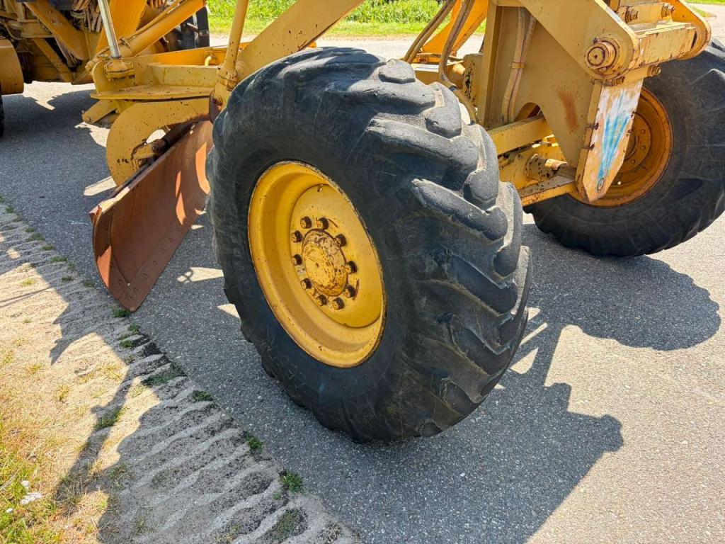 Caterpillar 140H Photo 13