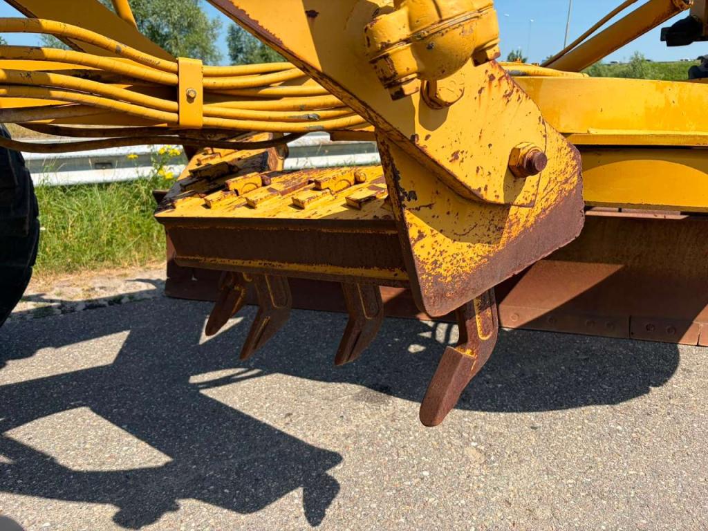 Caterpillar 140H Photo 19