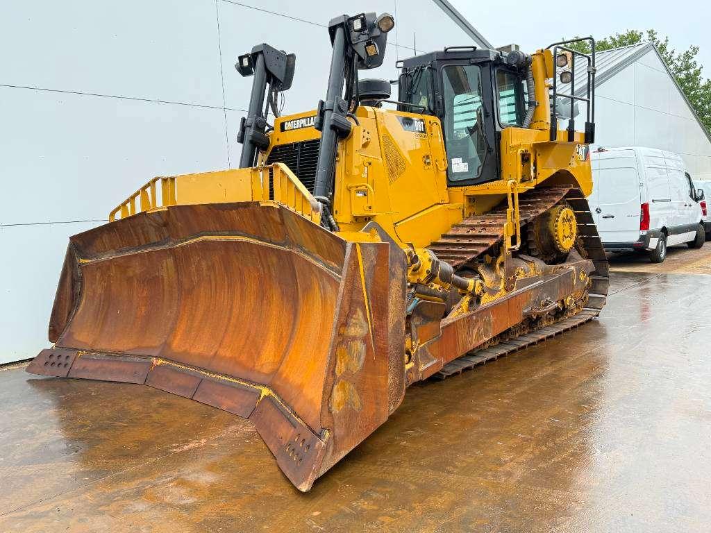 Caterpillar D8T - GERMAN Machine / Ripper Photo 2