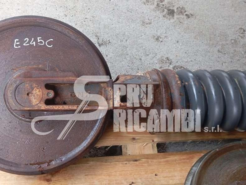 Roue folle pour New Holland E 245 C Photo 2
