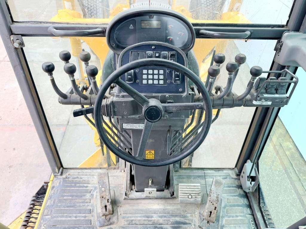 Volvo G990 - 4.85m Blade / Pushblock / Airco Photo 7