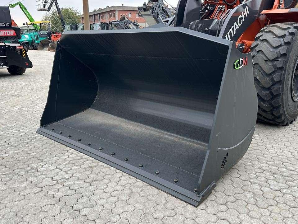 Hitachi ZW250-7 Photo 10