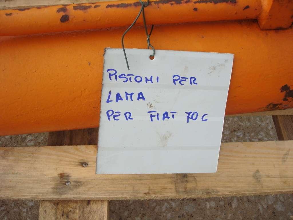 Piston de levage pour Fiat 70C - AD7 Photo 2