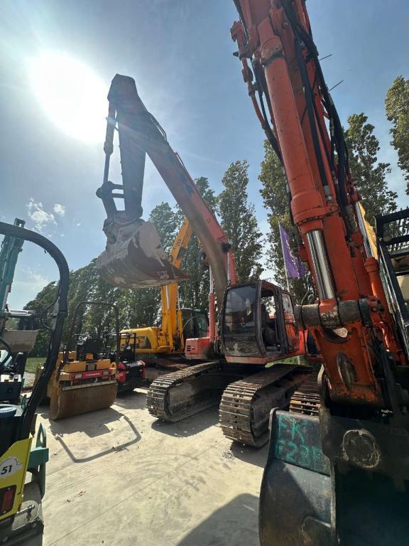Fiat Hitachi ex235 Photo 5