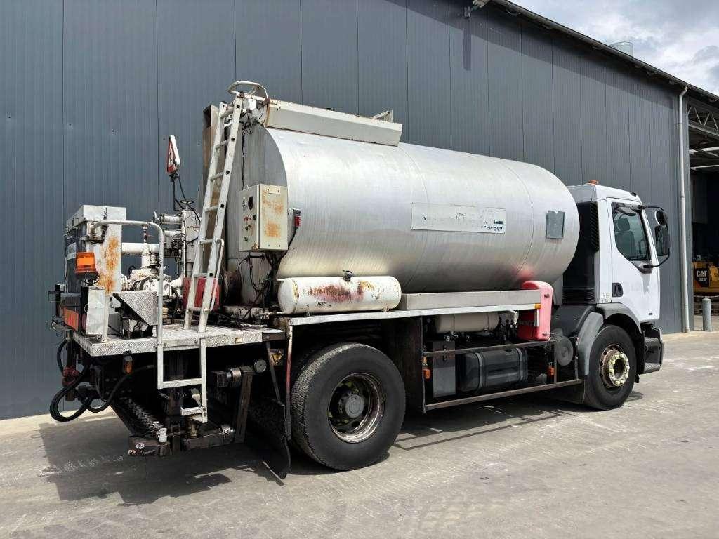 Renault Rincheval - 9.000 Liter Photo 4