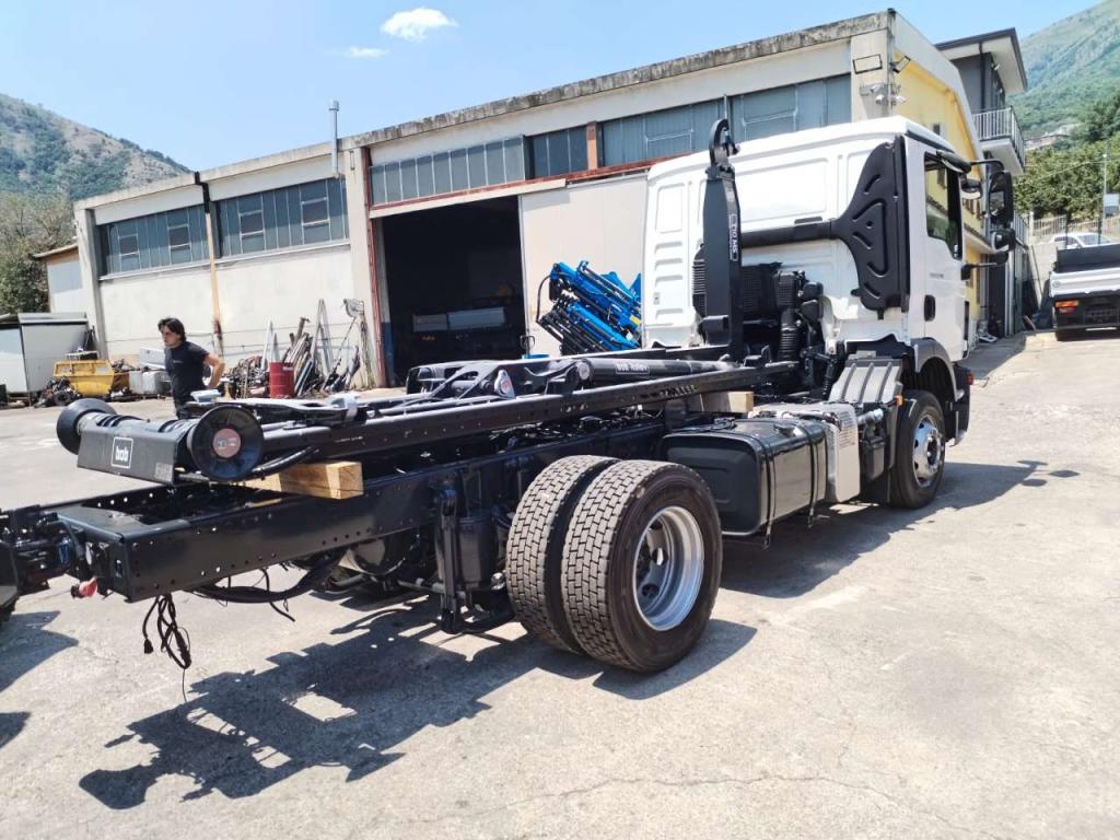 Iveco TGM 15.290 Photo 29