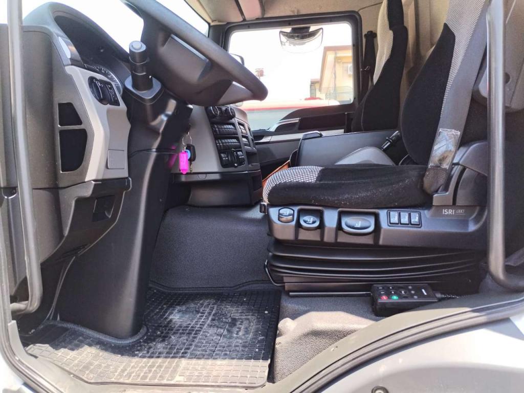 Iveco TGM 15.290 Photo 9
