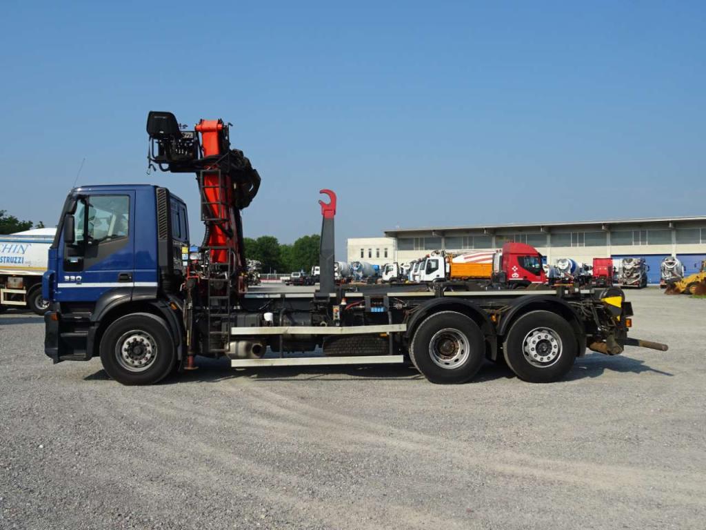 Iveco STRALIS 330 Photo 10