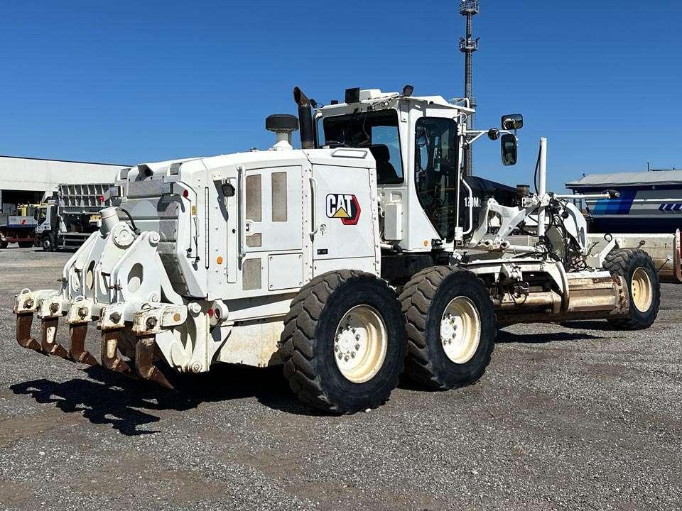 Caterpillar 120M2 Photo 24
