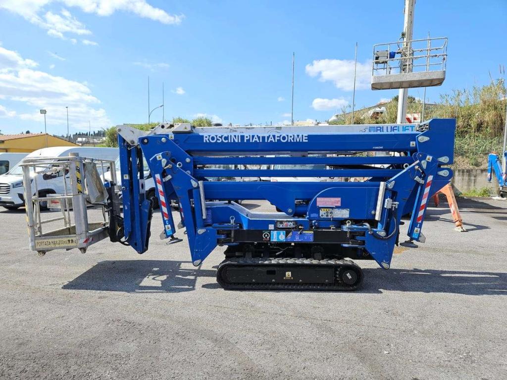 Bluelift C22/11 Photo 1