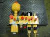 Vanne anti-chute de bras (bloc) pour Liebherr 904 Photo 1 thumbnail